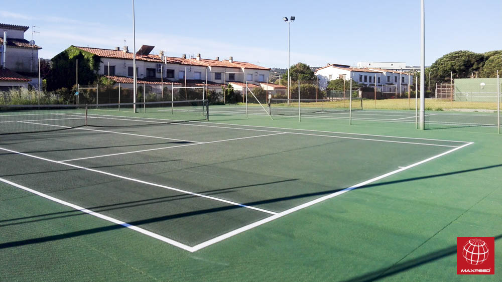 Reparación de las pistas de tenisquick del Club Tenis Calonge