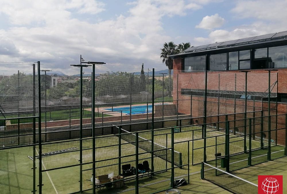 El Club Tennis Sabadell continúa con la reforma de sus pistas de pádel