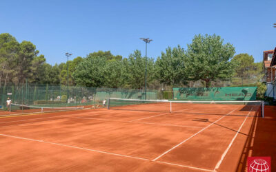 Reparación de dos pistas de tenis de tierra batida en el Club Tennis Natació Sant Cugat