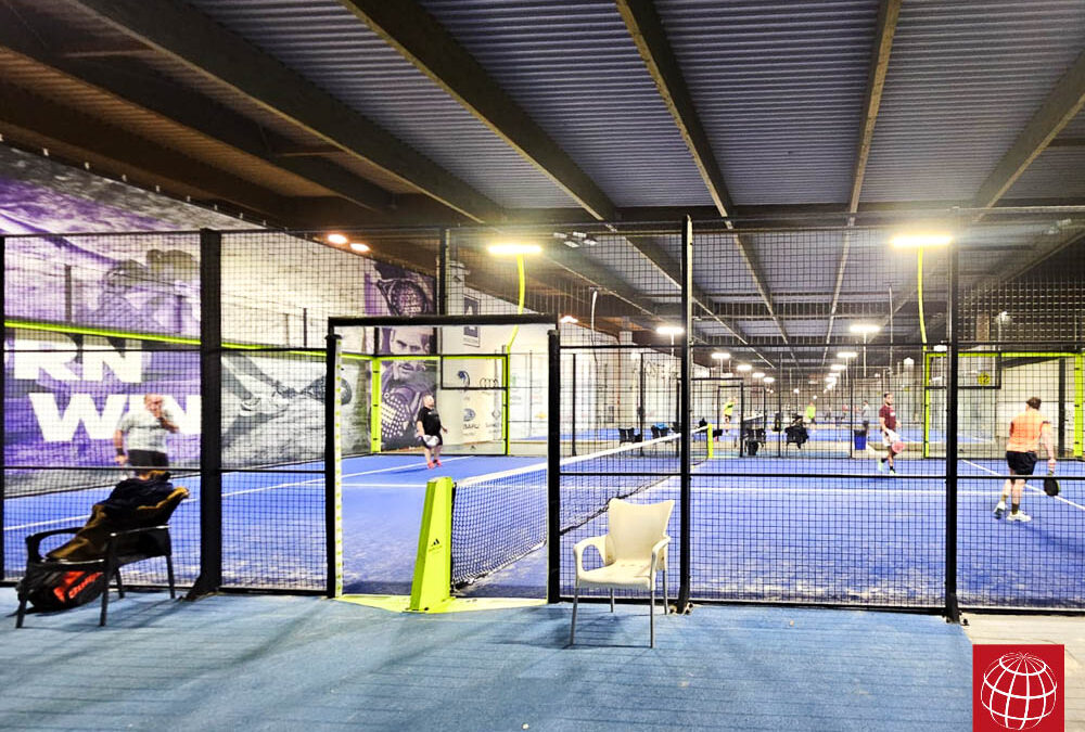 Up Badalona estrena iluminación LED en sus pistas de pádel indoor