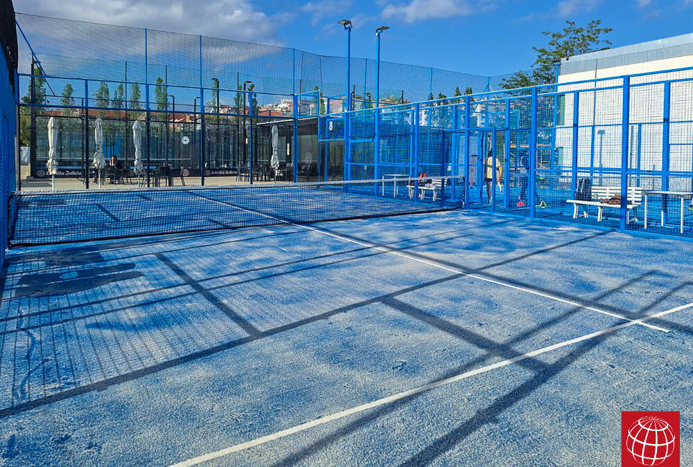 Renovación del césped de la pista de pádel nº7 del Pàdel San Cristóbal