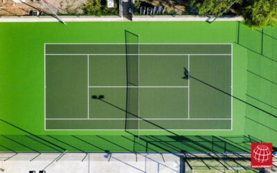 Construcción de una pista de tenis de resina en el Club Tennis Ribes