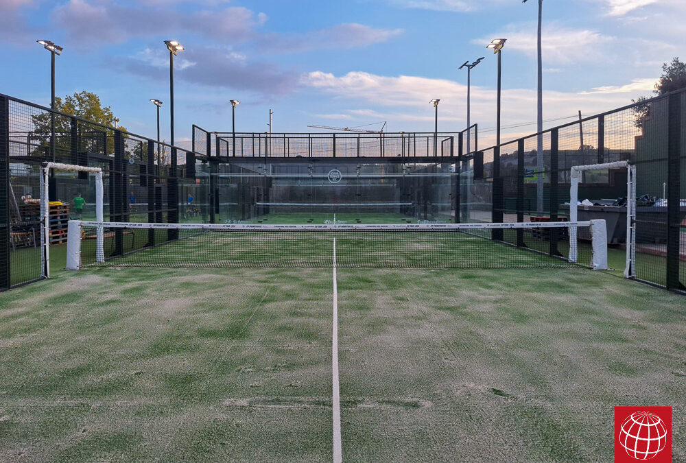Renovación del césped de cuatro pistas de pádel del Club Tennis Vic