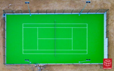 Construcción de una pista de tenis de resina en una vivienda particular