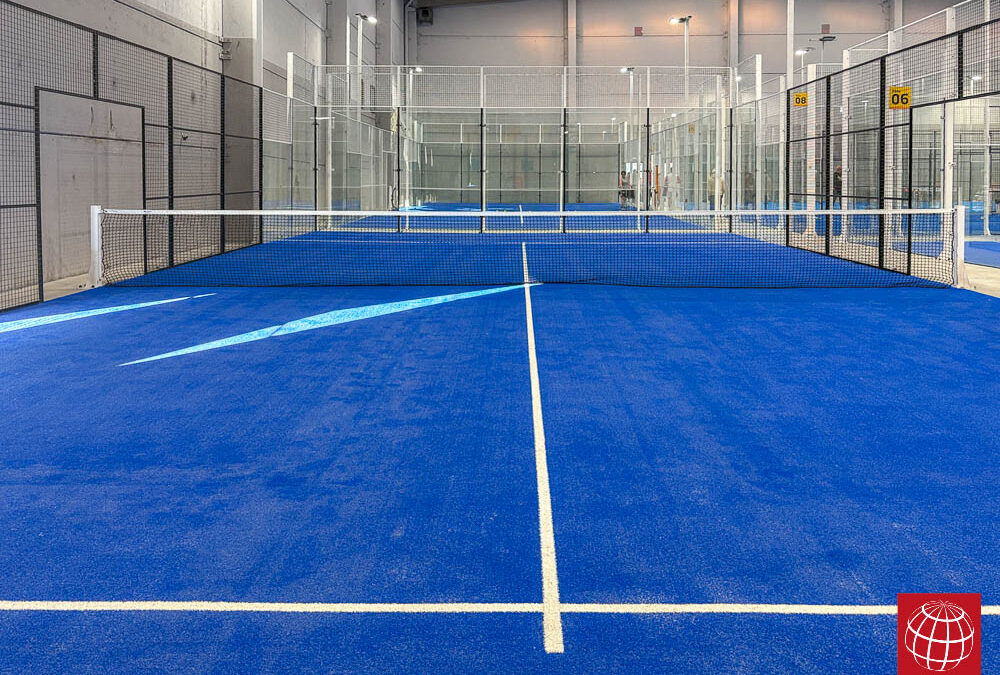 Nuevo césped en la pista de pádel nº 6 del Padelarium Gavà