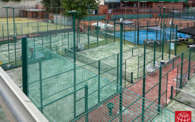 Nuevo césped en tres pistas de pádel del Club Esportiu Hispano Francès